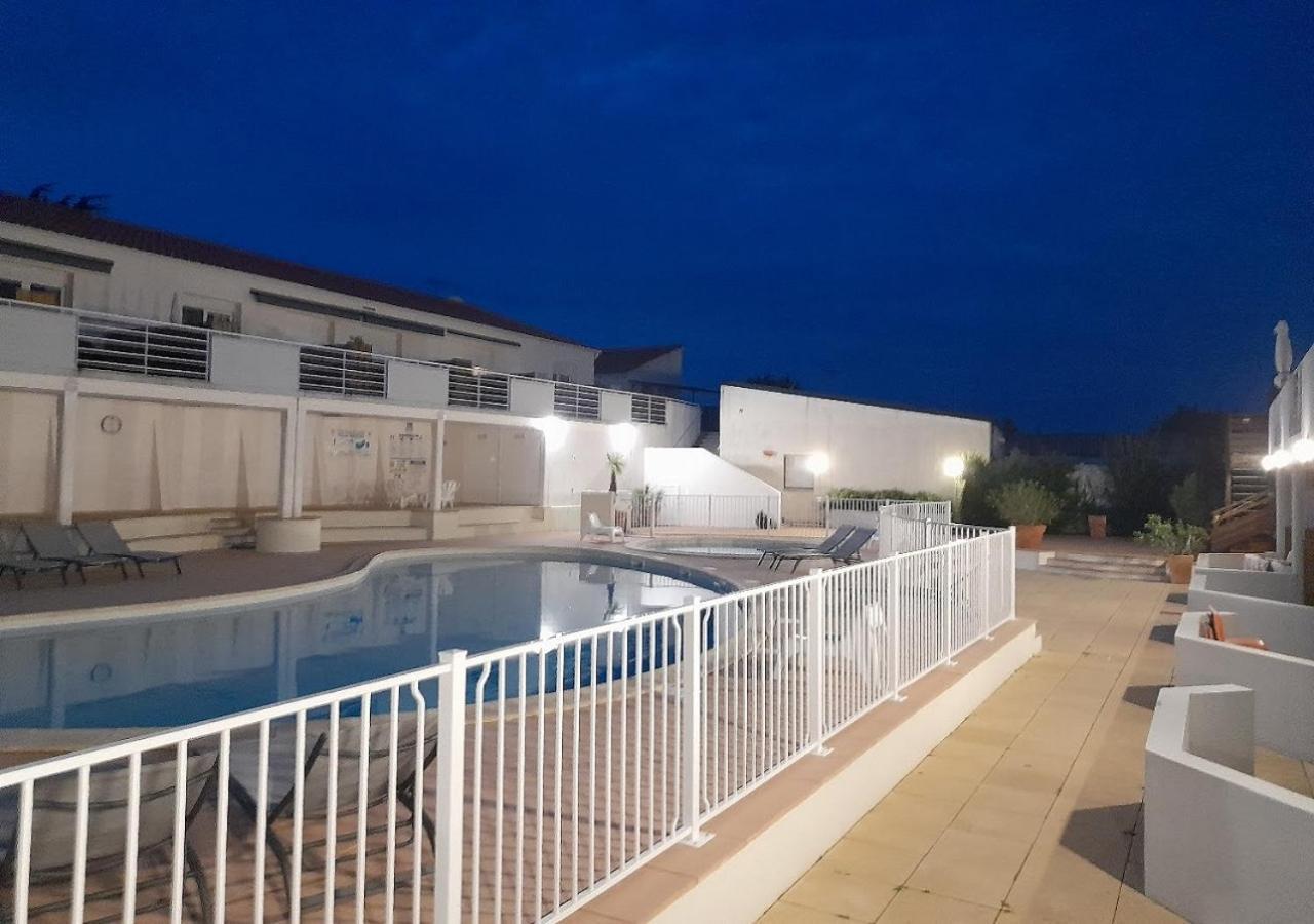 LOGEMENT T2 PMR piscine Privée 400m de la Plage Saint-Jean-de-Monts Esterno foto